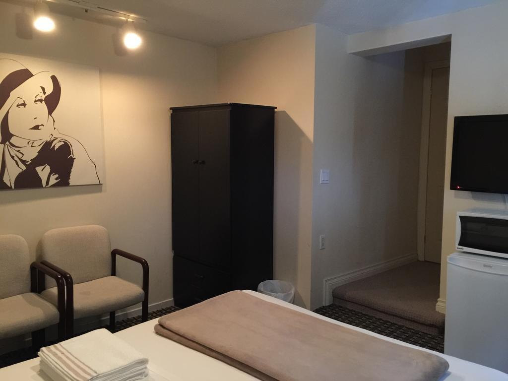 Adas Guesthouse Τορόντο Δωμάτιο φωτογραφία